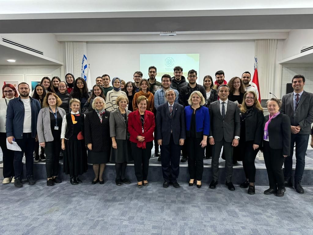 ECZAKDER ve ECZAK Başkanlarımız Lokman Hekim Üniversitesindeydi.