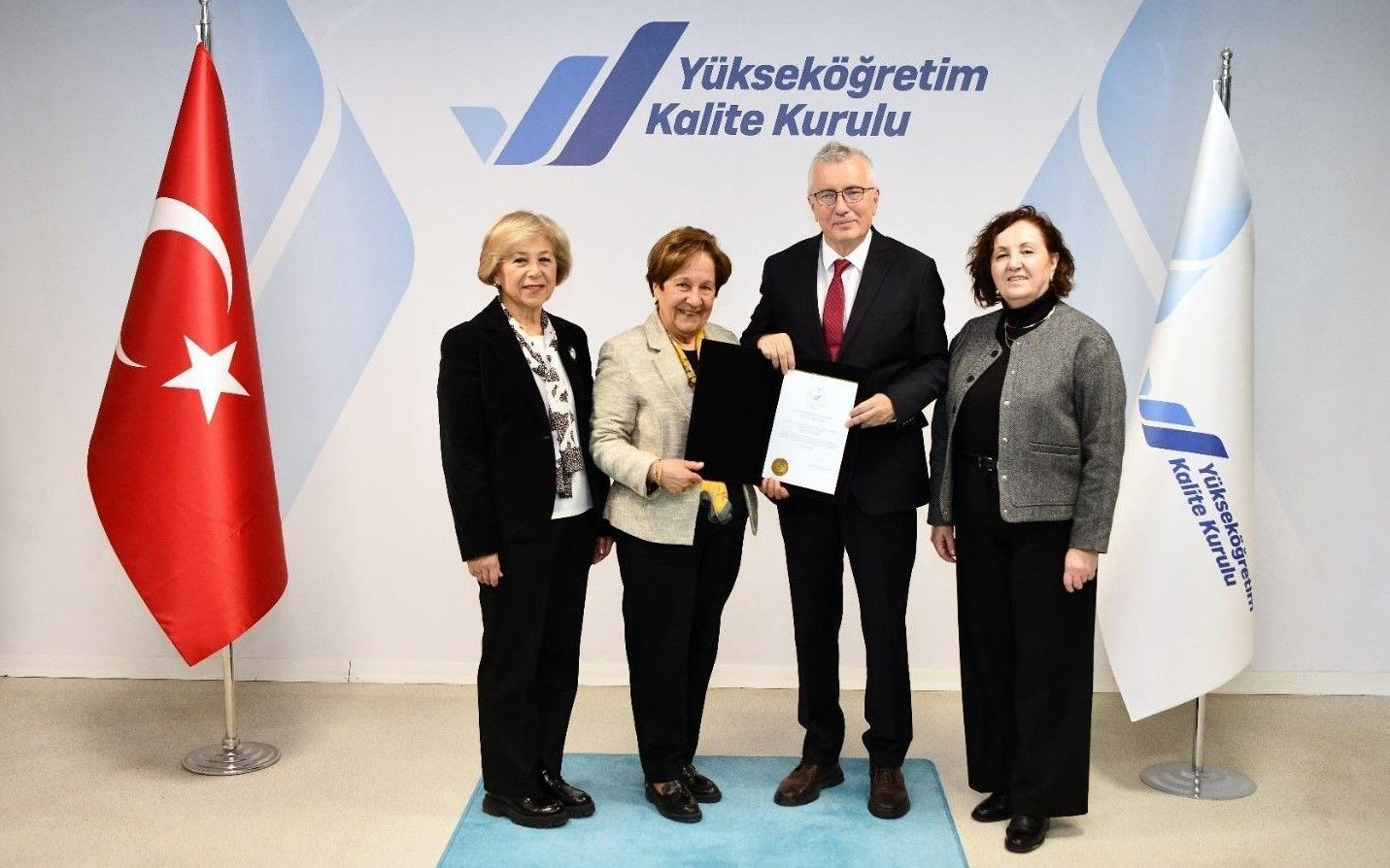 YÖKAK’tan ECZAKDER’e 5 Yıllık Tescil