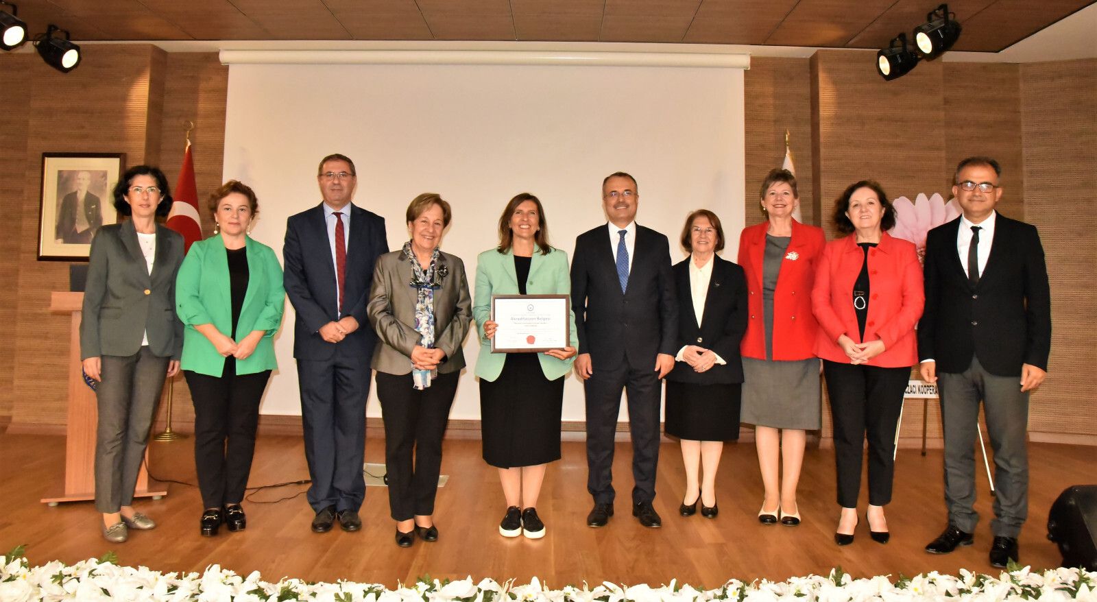 Marmara Üniversitesi Eczacılık Fakültesi Akreditasyon Belgesi Takdim Töreni
